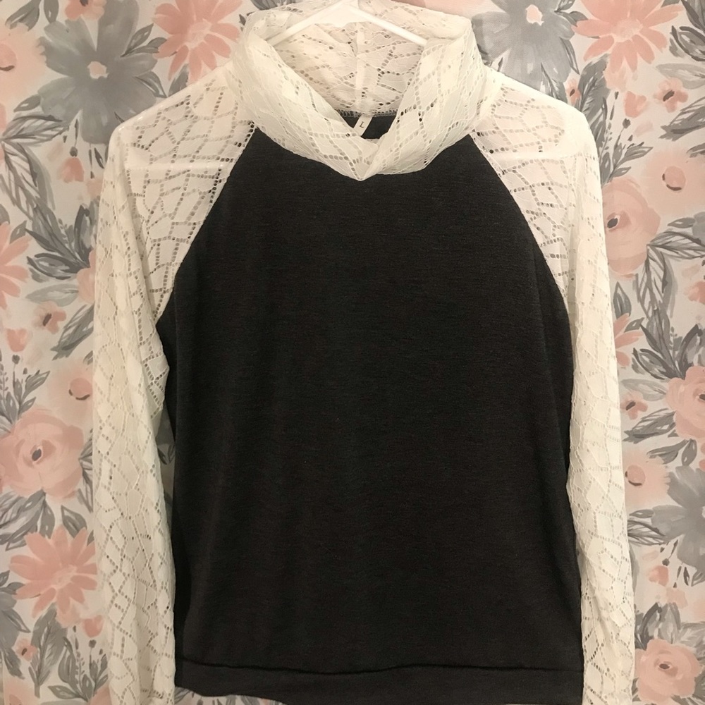 NEVER WORN GREY COWL NECK W LACE DETAIL